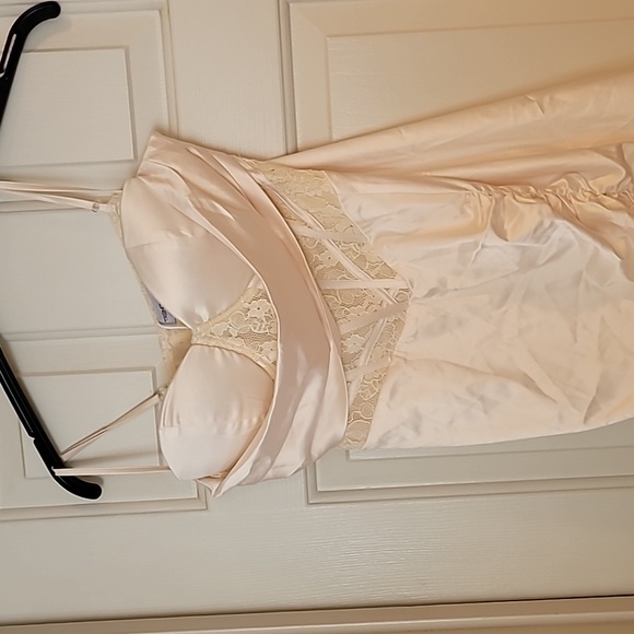 Trendy &unique cocktail dress size large - Picture 6 of 9